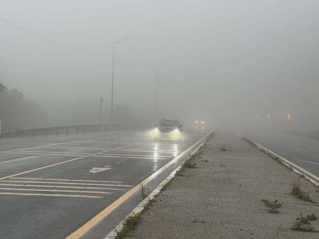 Sürücüler dikkat! Bolu Dağı'nda göz gözü görmüyor - Resim: 12